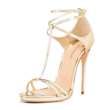 Lacquered T-shaped toe bag and High Heels Sandals