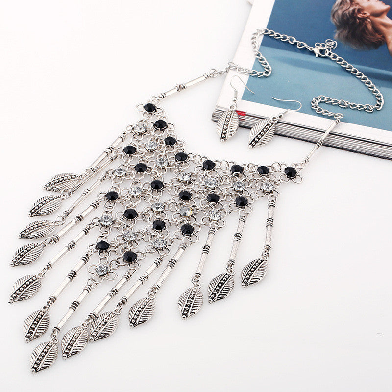 European Mesh Diamond Tassel Retro Leaves Necklace and Earring Set - Oh Yours Fashion - 1