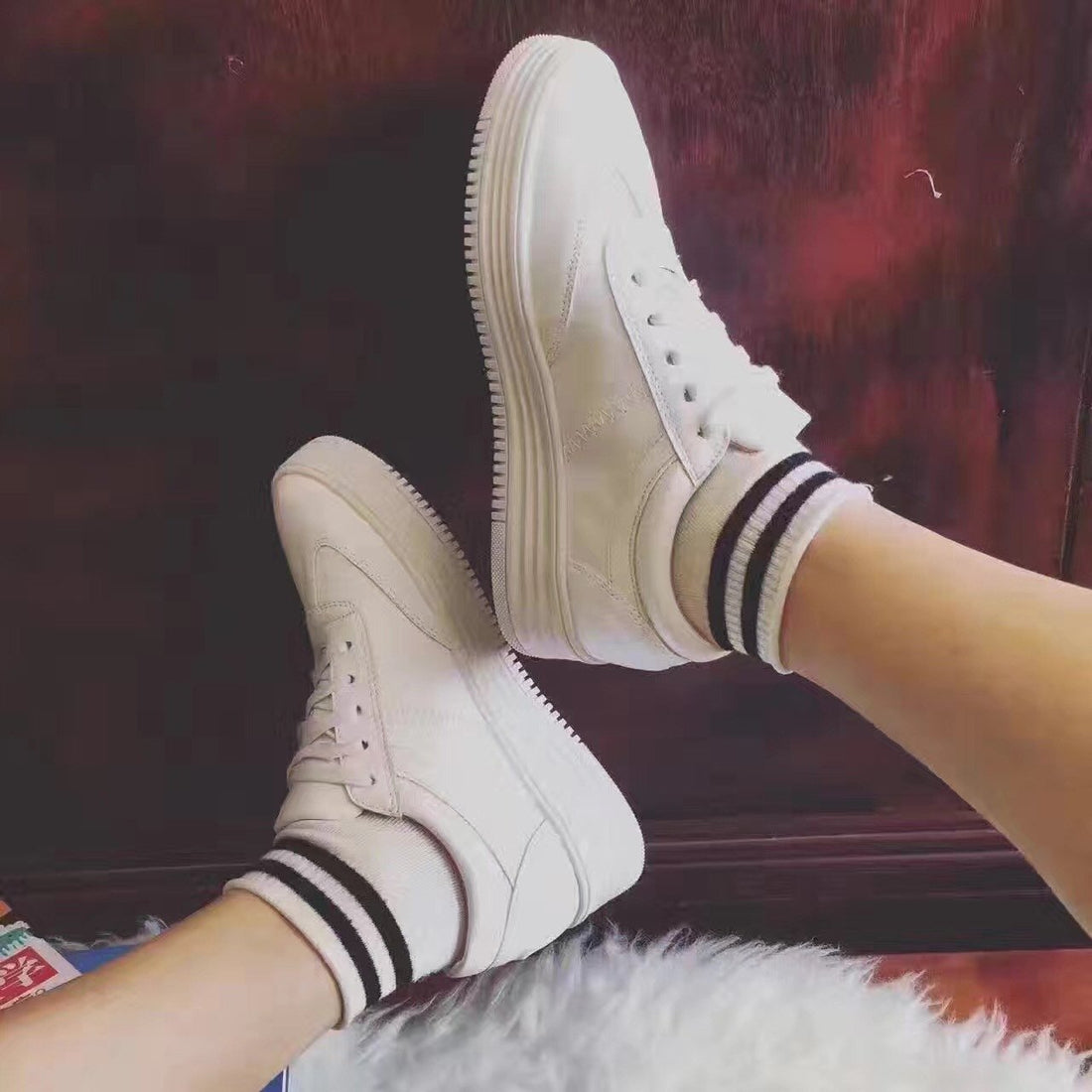 Fashion Increased Lace Up Fur Sneakers