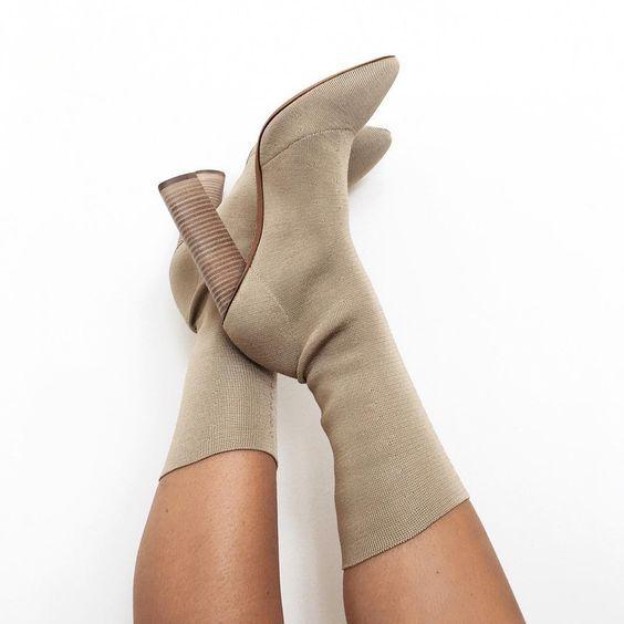 Pure Color Pointed Toe High Chunky Heels Half Boots