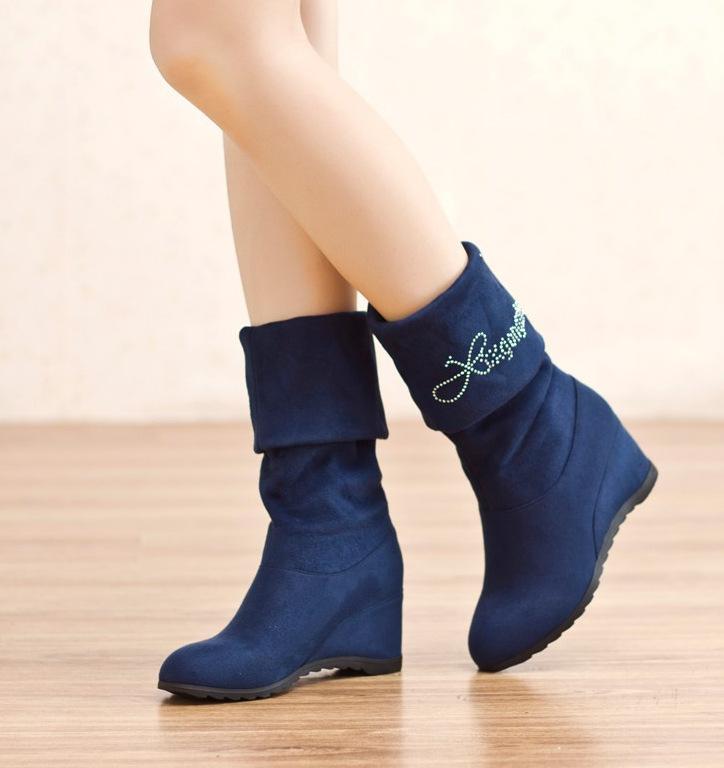 Letter Print Inside Wedge Round Toe Half Snow Martin Boots