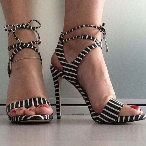 Strappy Ankle Pointed Toe Sandals