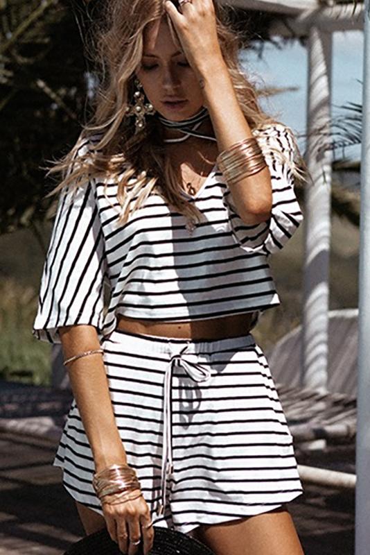 Stripes V-neck Crop Top with Shorts Two Pieces Set